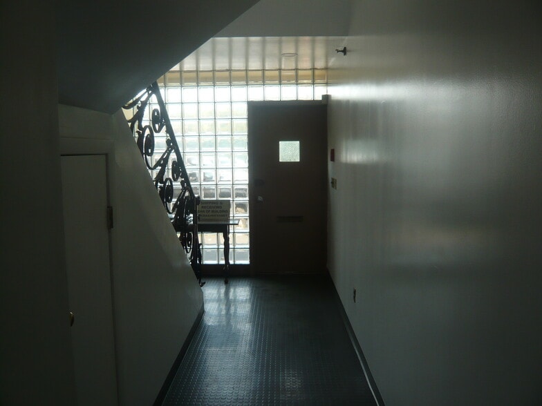 More Photos Of 111 Plain Ave, New Rochelle Warehouse For Sale