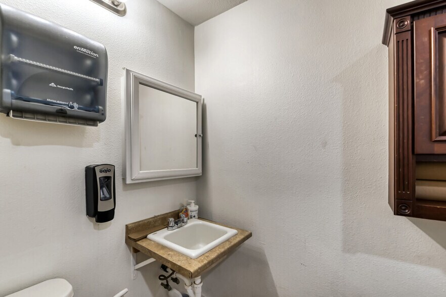 More Photos Of , Denver Unknown For Sale