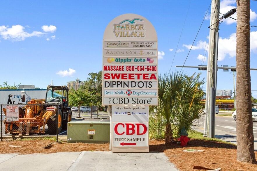 More Photos Of 220-236 Harbor Blvd, Destin Storefront Retail Residential For Sale