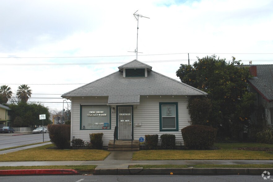 More Photos Of 920 W Main St, Visalia Coworking Space