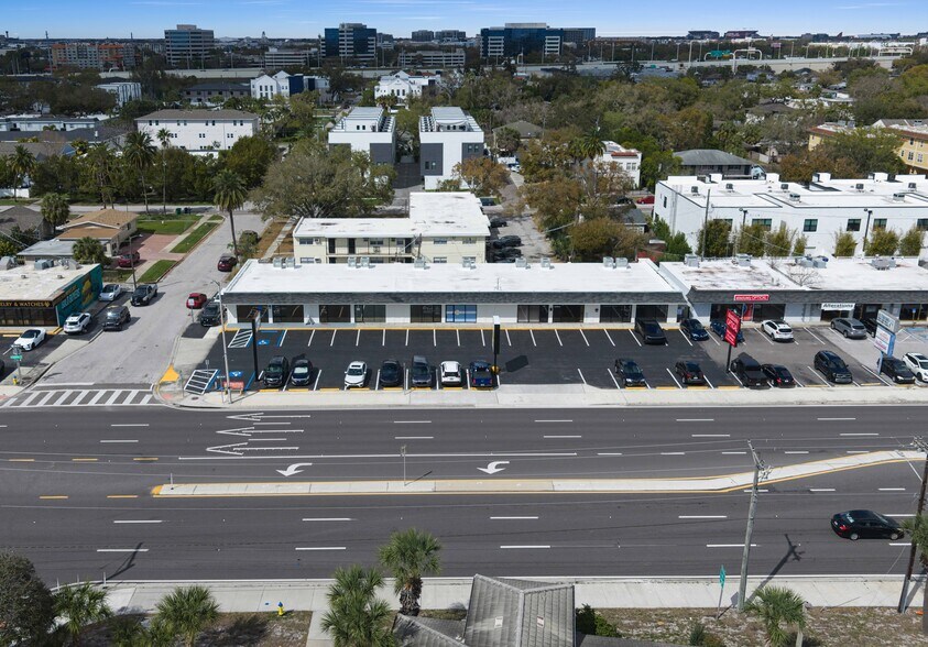 More Photos Of 4239 W Kennedy Blvd, Tampa General Retail For Lease