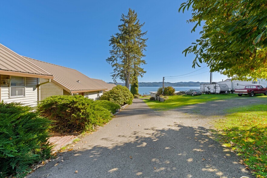 More Photos Of 4484 Fish Mill, Westlake Hotel For Sale