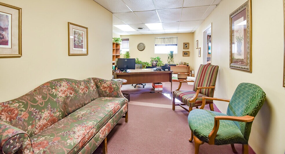 More Photos Of 11249 Fern St, Silver Spring Office For Sale