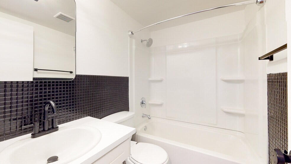 More Photos Of 1327 Goethals Dr, Richland Apartments For Sale