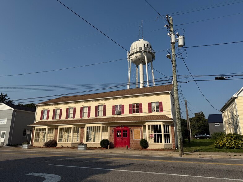 More Photos Of 102 N Main St, Galena Storefront Retail Office For Lease