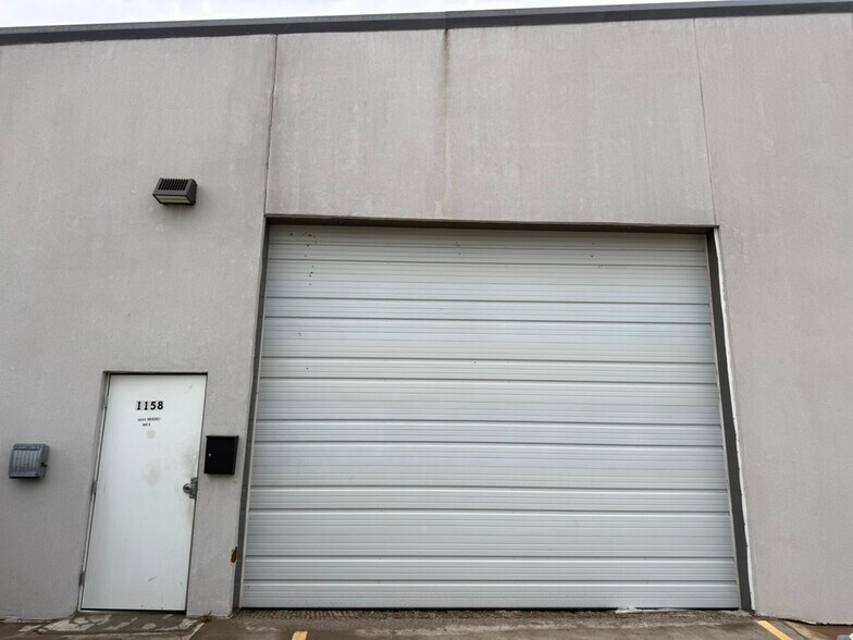 More Photos Of 1158 N Birch Ave, Broken Arrow Flex For Lease