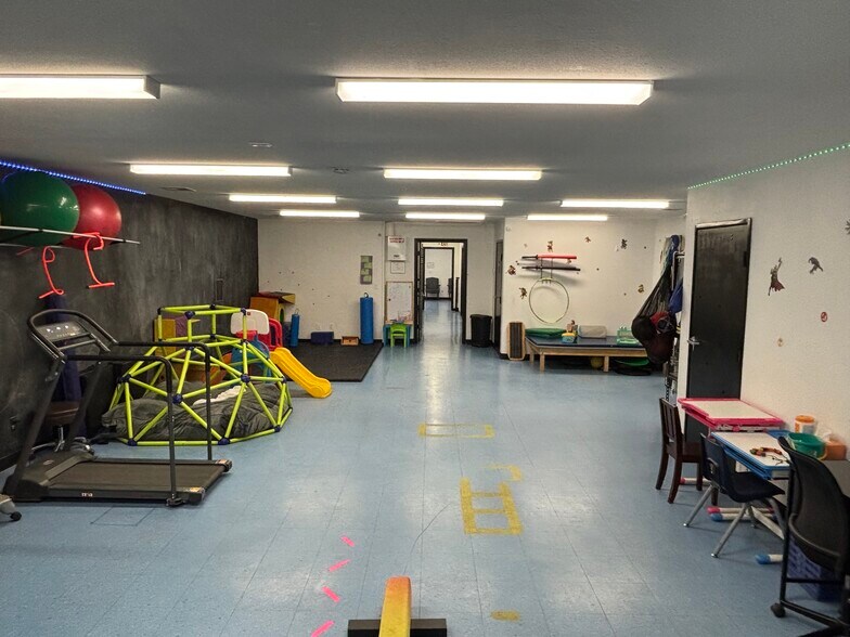 More Photos Of 1306 E Calvada Blvd, Pahrump Office Residential For Sale