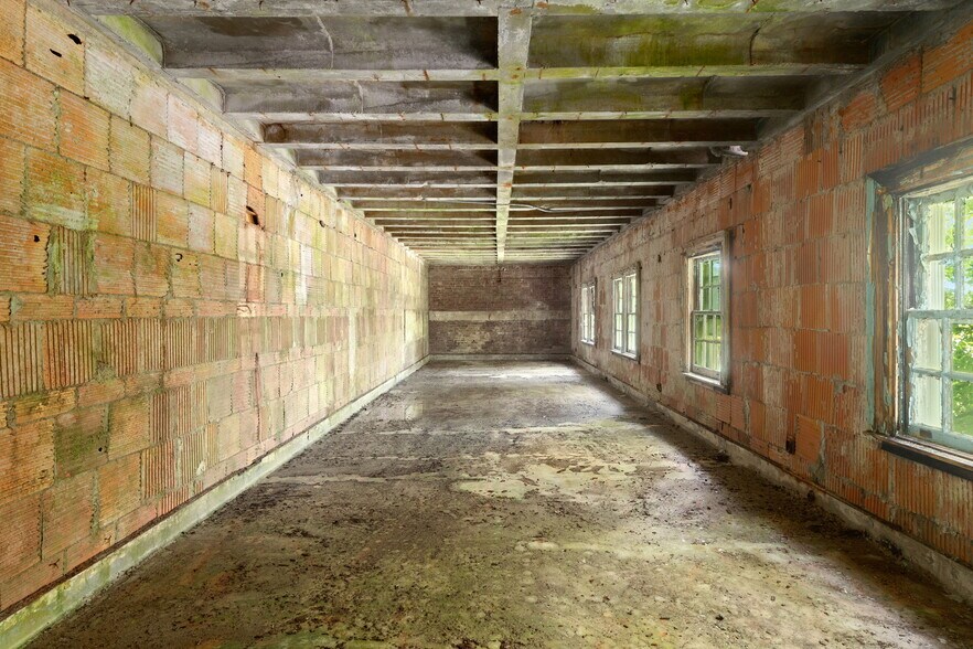 More Photos Of 1190 Main St, West Warwick Loft Creative Space For Sale