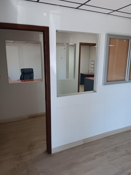 More Photos Of 143 Midler Park Dr, Syracuse Medical For Sale