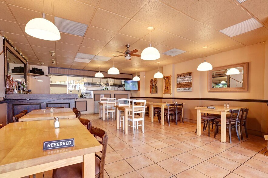 More Photos Of 448 Browns Line, Toronto Restaurant For Sale