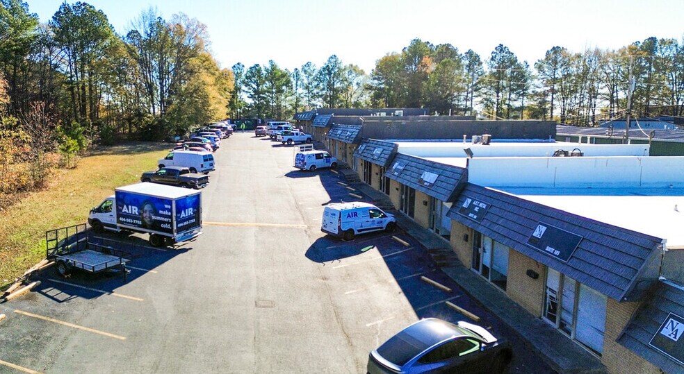More Photos Of 5891 New Peachtree Rd, Doraville Warehouse For Lease