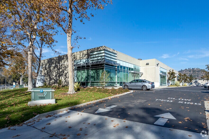 More Photos Of 11055 Flintkote Ave, San Diego Research And Development For Lease