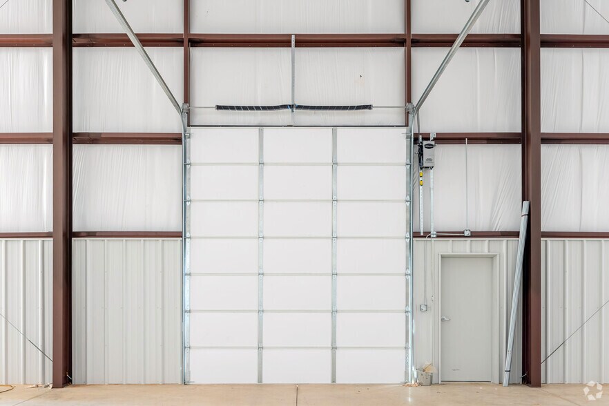 More Photos Of 11571 Blacksand Dr, Edmond Unknown For Lease