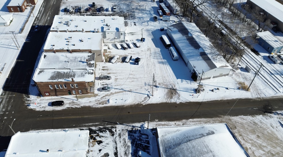 More Photos Of 40 Midland Ave, Rockdale Warehouse For Lease