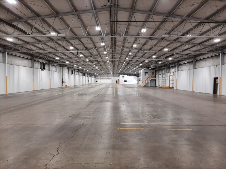 More Photos Of 3603 County Road 6, Elkhart Warehouse For Lease