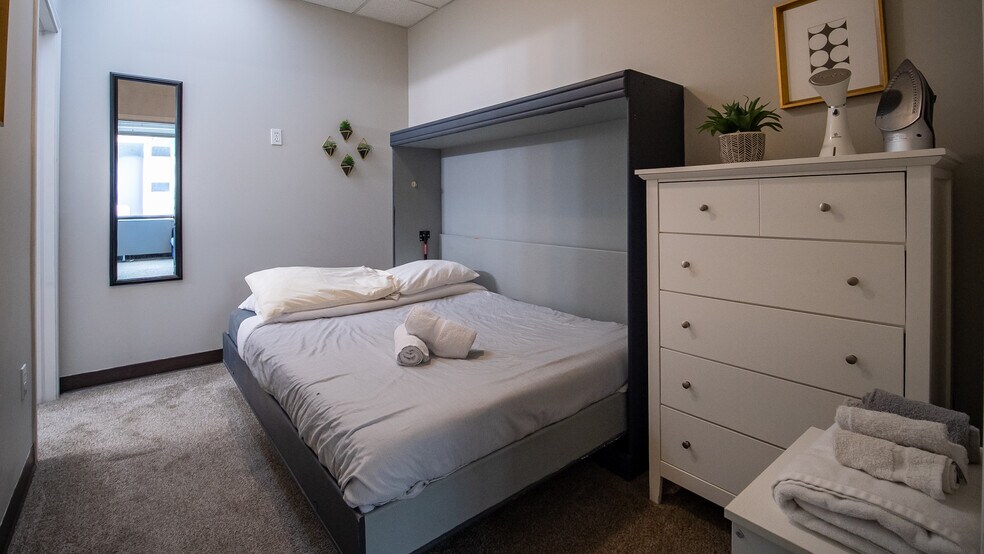 More Photos Of 113 N Broadway, Rochester Storefront Retail Residential For Sale