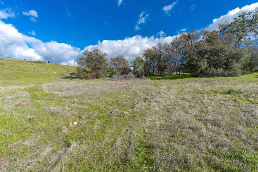 More Photos Of Ridge Road, Sutter Creek Land For Sale