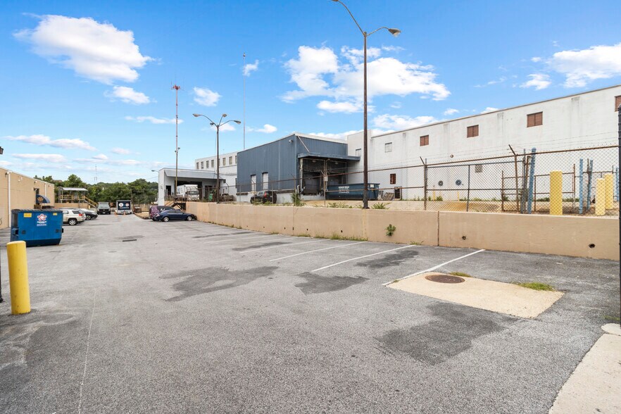 More Photos Of 4000 Buena Vista Ave, Baltimore Industrial For Sale