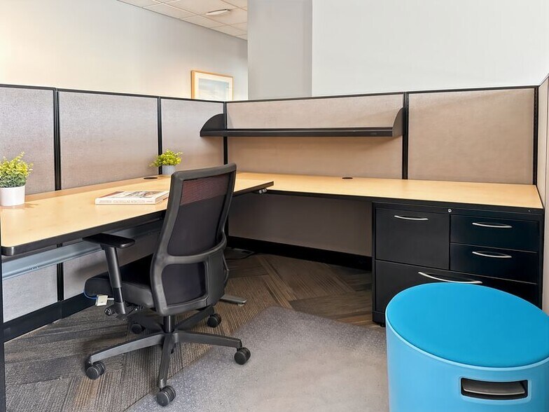 More Photos Of 855 Community Dr, Sauk City Coworking Space