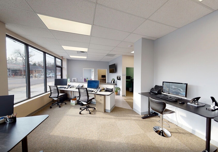 More Photos Of 2115-2119 S Big Bend Blvd, Saint Louis Office For Sale