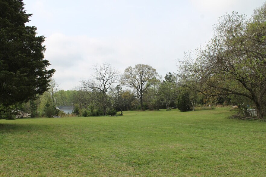 More Photos Of 2329 Davie Ave, Statesville Land For Sale