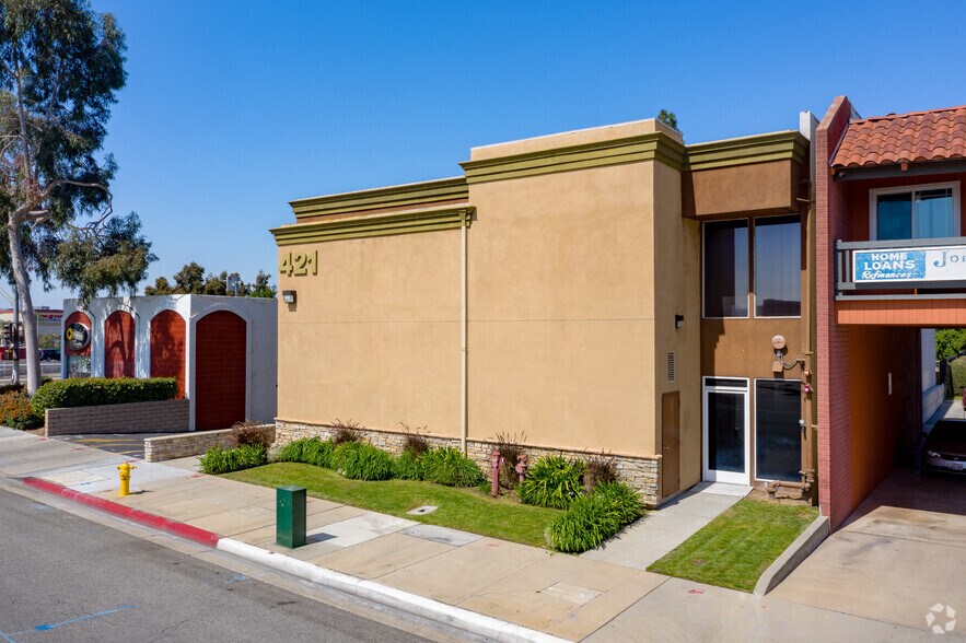 More Photos Of 421 S Glendora Ave, West Covina Medical For Lease