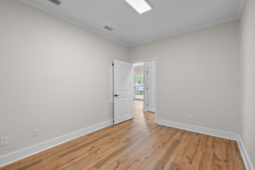 More Photos Of 26210 Equity Dr, Daphne Light Distribution For Lease