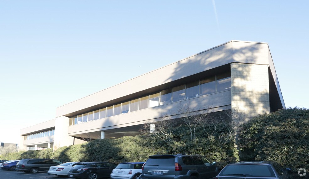 More Photos Of 2000 124th Ave NE, Bellevue Unknown For Lease