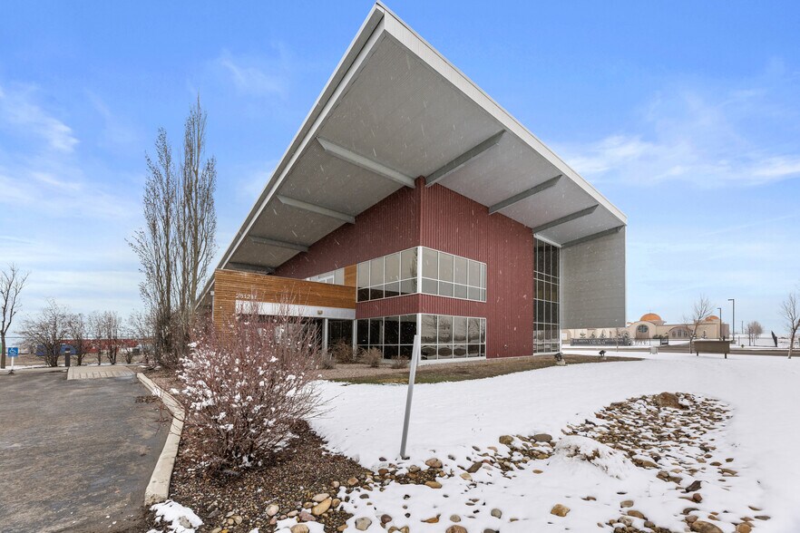 More Photos Of 261211 Wagon Wheel Way, Rocky View No 44 Light Manufacturing For Sale