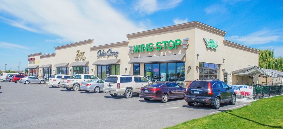 More Photos Of 6605 Burden Blvd, Pasco General Retail For Lease