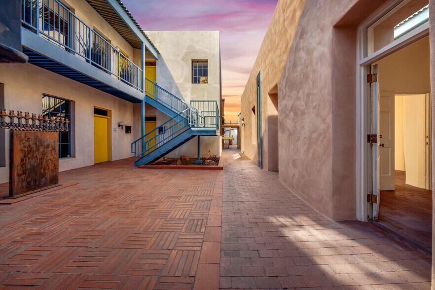 More Photos Of 330 S Convent Ave, Tucson Office For Lease