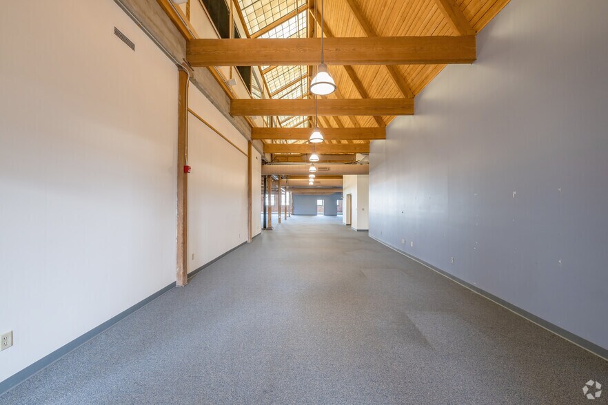 More Photos Of 235 Promenade St, Providence Unknown For Lease