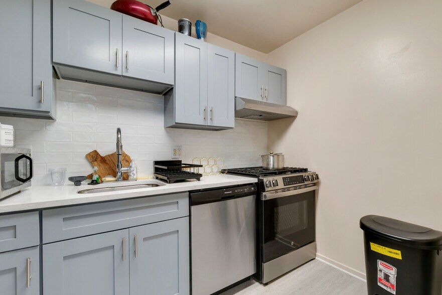 More Photos Of 645 N Paca St, Baltimore Apartments For Sale