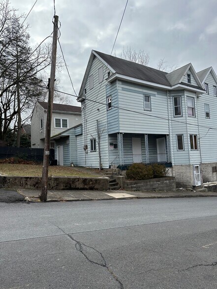 More Photos Of 169 N Grant St, Shamokin Apartments For Sale