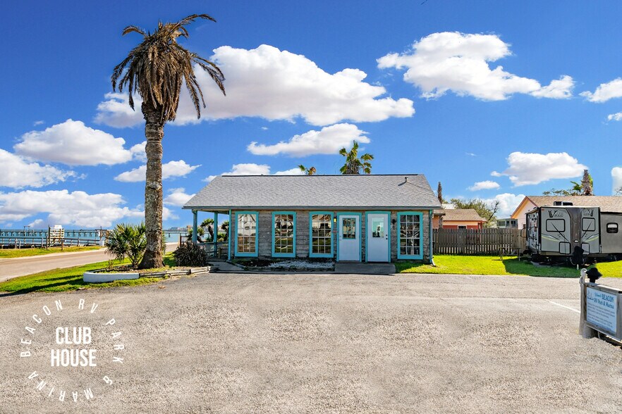 More Photos Of 301 S Fulton Beach, Rockport Trailer Camper Park For Sale