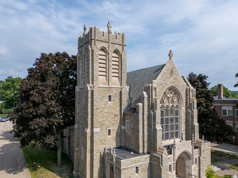 More Photos Of 40 Church st, Laconia Religious Facility For Sale