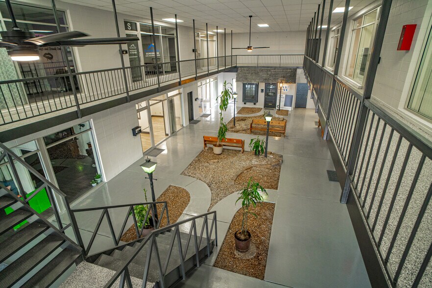 More Photos Of 3433-3455 S Campbell Ave, Springfield Medical For Lease