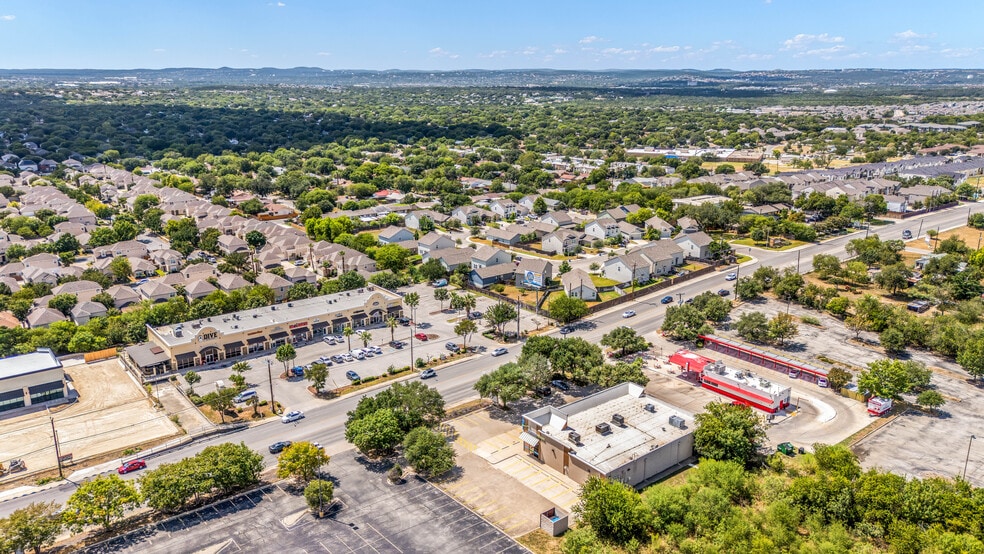 More Photos Of 6423 Babcock Rd, San Antonio Freestanding For Sale
