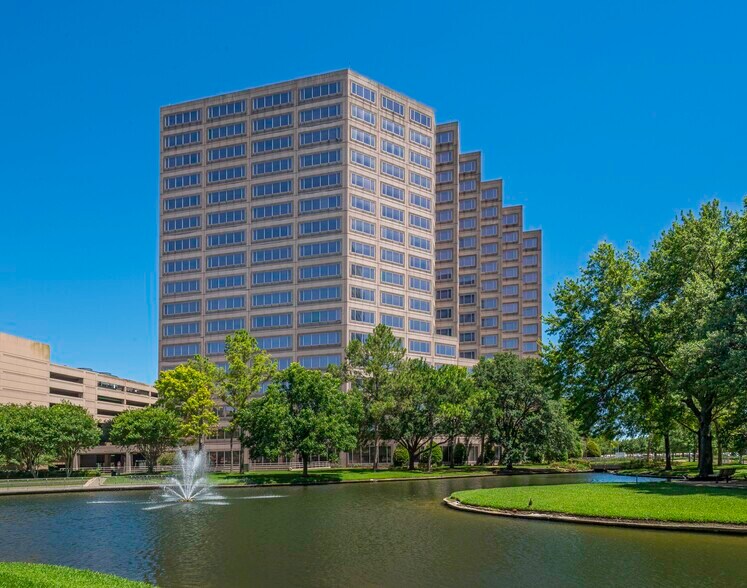 More Photos Of 580 Westlake Park Blvd, Houston Office For Lease