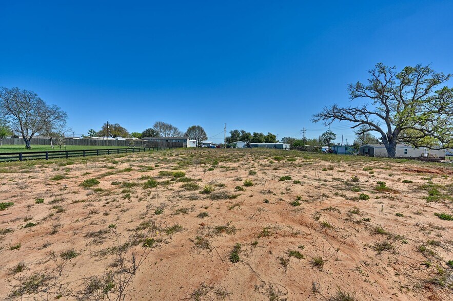 More Photos Of 1057 Tesch St, Bellville Industrial For Lease