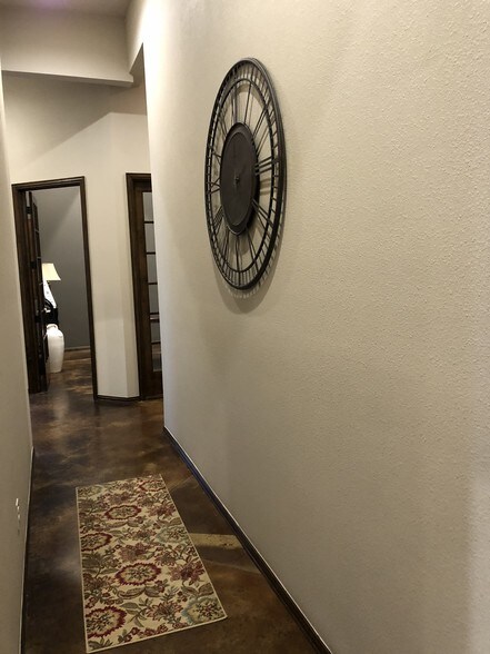 More Photos Of 201 Players Cir, Southlake Office For Sale