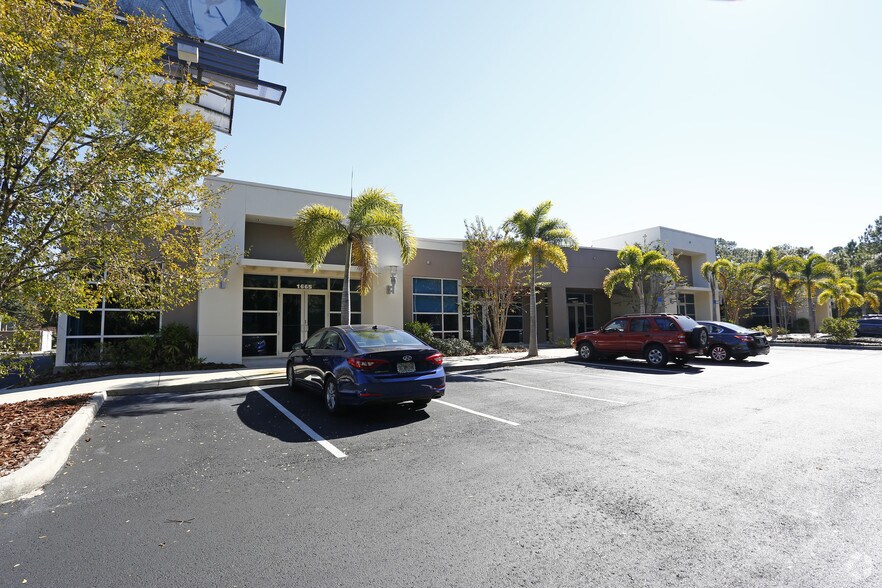 More Photos Of 1665 Davenport Dr, Trinity Office For Lease