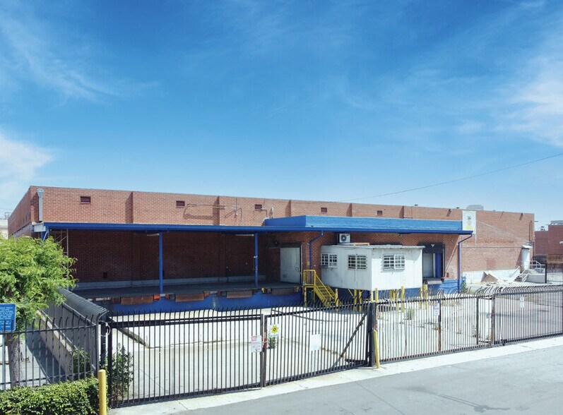 More Photos Of 1600 Naud St, Los Angeles Warehouse For Sale