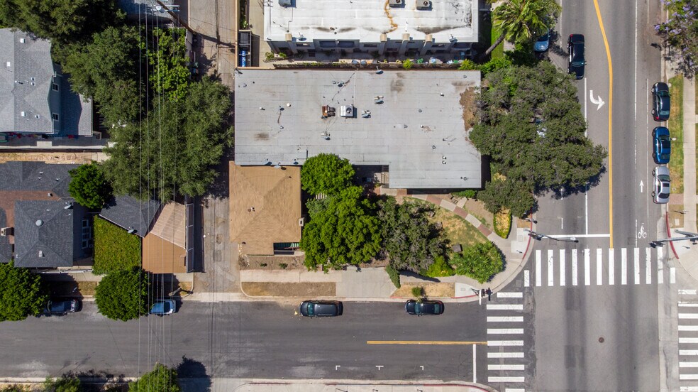 More Photos Of 4322 Tujunga Ave, Studio City Apartments For Sale