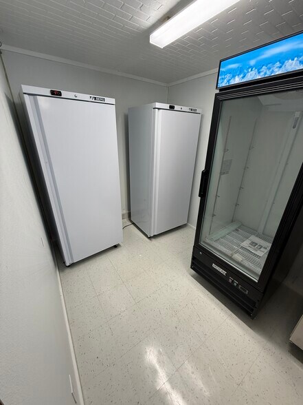 More Photos Of 1640 W US-2, Crystal Falls Restaurant For Sale