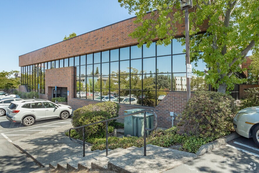 More Photos Of 6600 Mercy Ct, Fair Oaks Medical For Sale