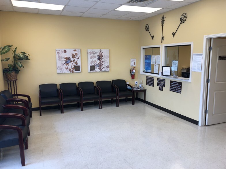 More Photos Of 1000-1099 Vendall Rd, Dyersburg General Retail For Lease