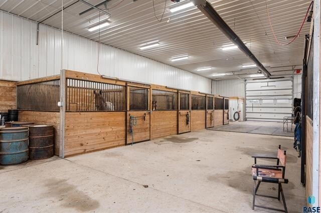 More Photos Of 48381 277th St, Canton Horse Stables For Sale
