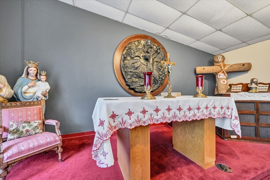 More Photos Of 15 Alliance St, New Philadelphia Rehabilitation Center For Sale