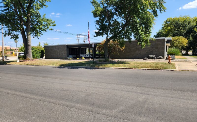 More Photos Of 508 S Broadway Ave, Urbana Office For Sale